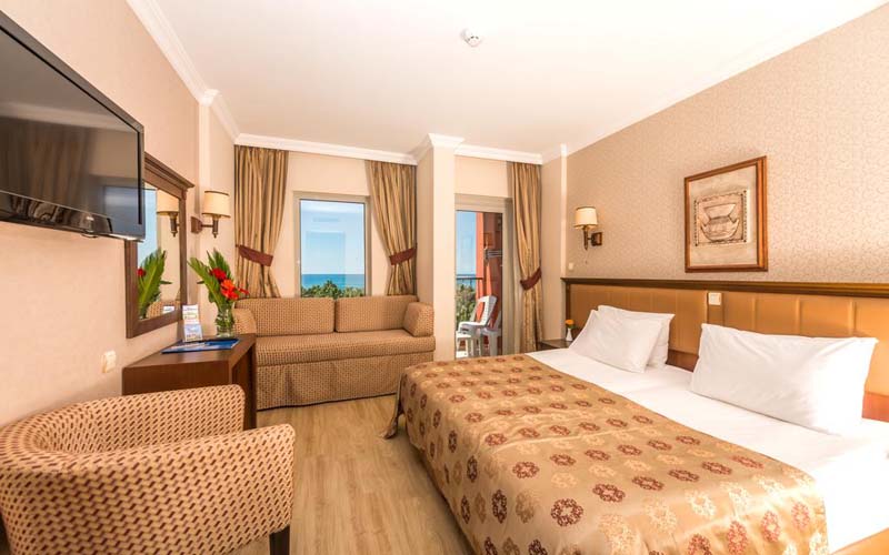 ROYAL ATLANTIS BEACH